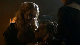 Alfie Allen Sexo y Castración en Games Of Thrones S03e07