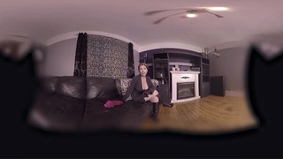 Mistress T Te facilita la realidad virtual