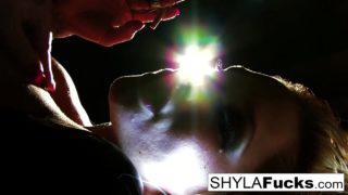 Seksi Shyla Stylez'ın Sigara İçme Kink'i